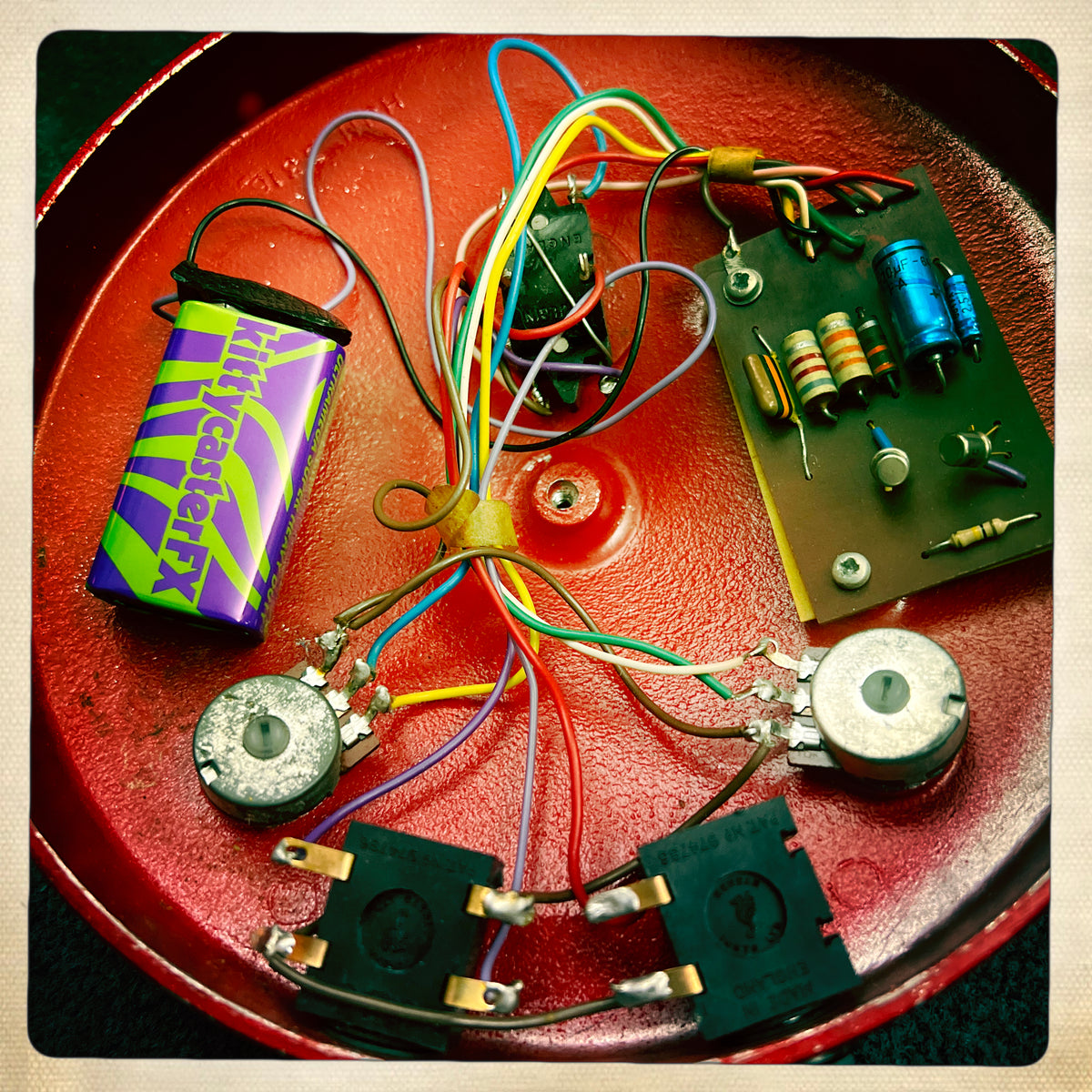 Custom 9-volt batteries | kittycasterFX